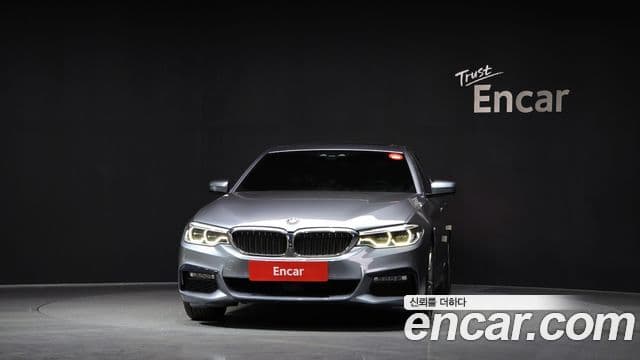 BMW 5 Series 2018 — Фото 3/20