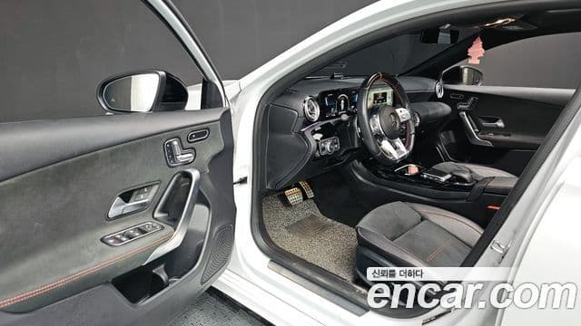 Mercedes-Benz A-Class 2023 — Photo 20/21