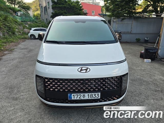 Hyundai Staria 2025 — Şəkil 2/20