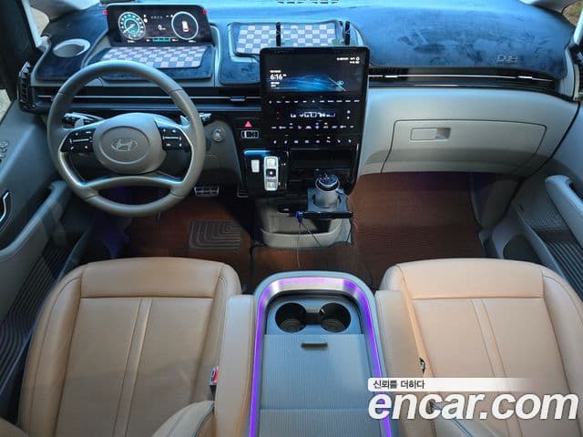 Hyundai Staria 2025 — Şəkil 8/20