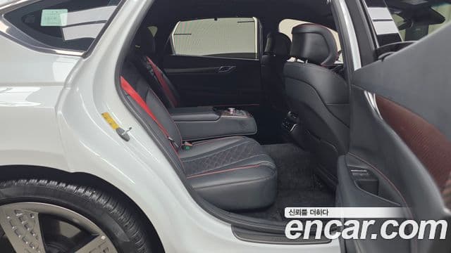 Genesis Electrified G80 2025 — ფოტო 12/20