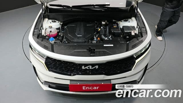 Kia Sorento 2022 — ფოტო 6/20