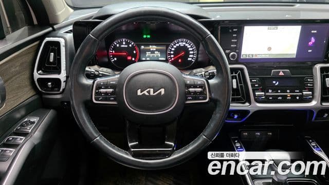 Kia Sorento 2022 — ფოტო 13/20