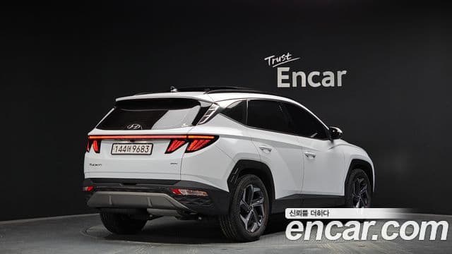Hyundai Tucson Hybrid 2023 — Şəkil 10/20