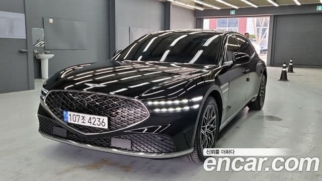 Genesis G90 2022 — Photo 3/18