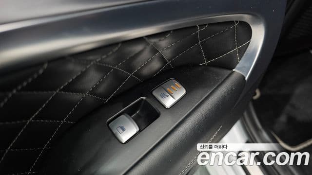 Genesis G70 2019 — Photo 3/20