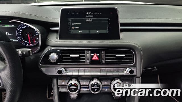 Genesis G70 2019 — Photo 18/20