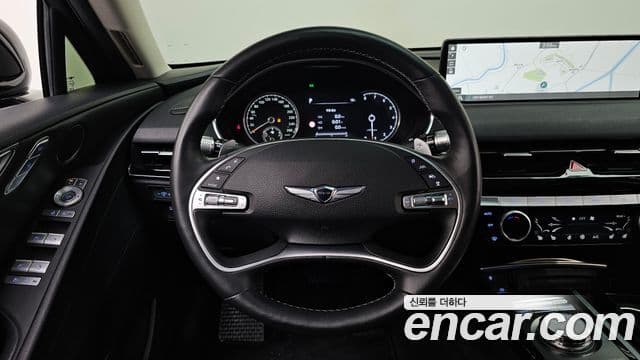 Genesis Electrified G80 2023 — ფოტო 13/20