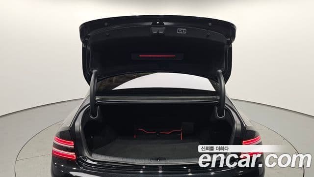 Genesis Electrified G80 2023 — ფოტო 20/20