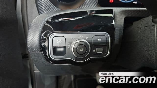 Mercedes-Benz A-Class 2022 — Фото 17/20