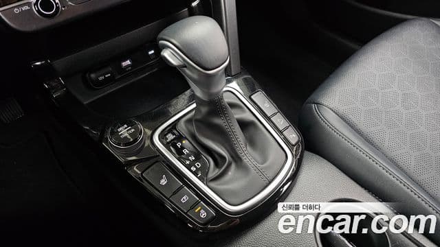 Kia Seltos 2024 — Şəkil 8/20