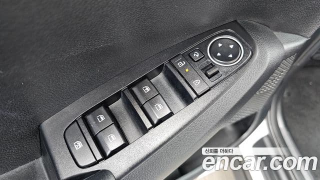 Kia Seltos 2024 — Şəkil 19/20