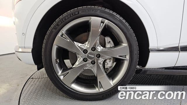 Genesis GV80 2021 — ფოტო 5/20