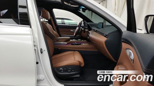 Genesis GV70 2023 — ფოტო 11/20