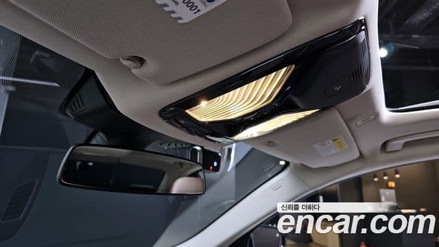 BMW 5 Series 2018 — Şəkil 18/20