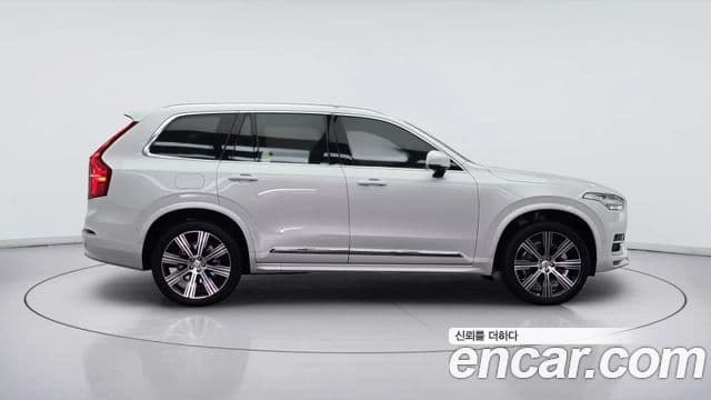 Volvo XC90 2025 — ფოტო 2/20
