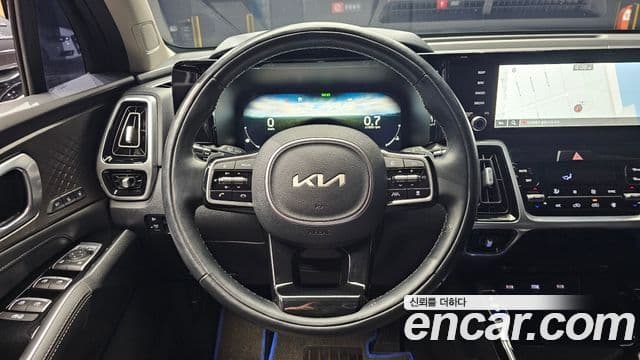 Kia Sorento 2023 — Şəkil 13/20