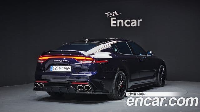 Kia Stinger 2022 — Şəkil 2/20