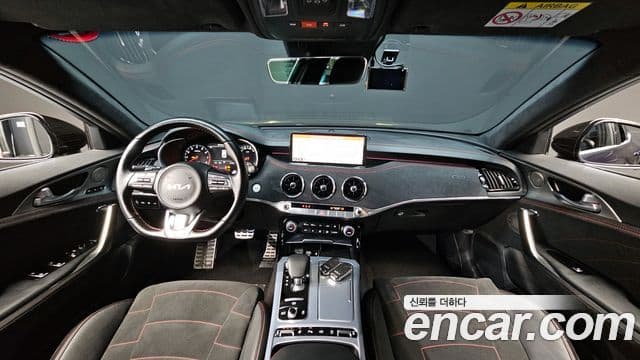 Kia Stinger 2022 — Şəkil 7/20
