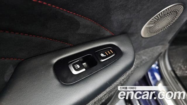 Kia Stinger 2022 — Şəkil 18/20