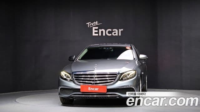 Mercedes-Benz E-Class 2018 — Şəkil 3/20