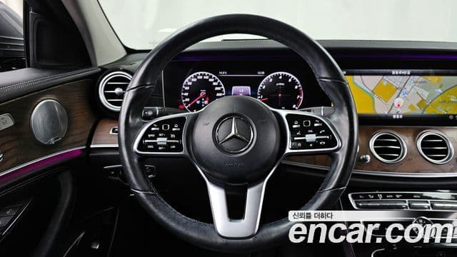 Mercedes-Benz E-Class 2018 — Şəkil 13/20