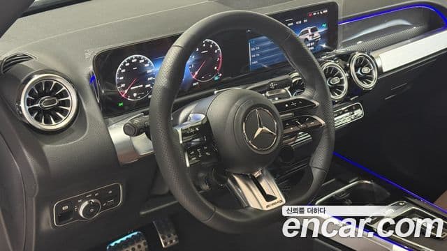 Mercedes-Benz GLB-Class 2025 — ფოტო 20/20