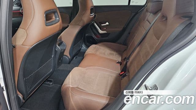 Mercedes-Benz A-Class 2025 — ფოტო 9/20