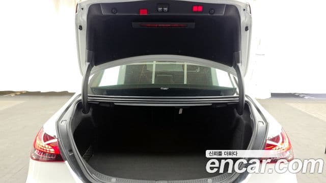 Mercedes-Benz E-Class 2022 — Şəkil 20/20