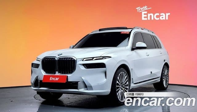 BMW X7 2023 — ფოტო 1/20