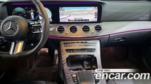 Mercedes-Benz E-Class 2021 — Şəkil 19/20