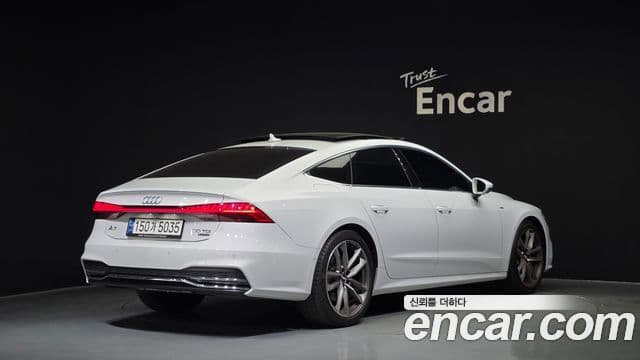 Audi A7 2020 — ფოტო 16/20