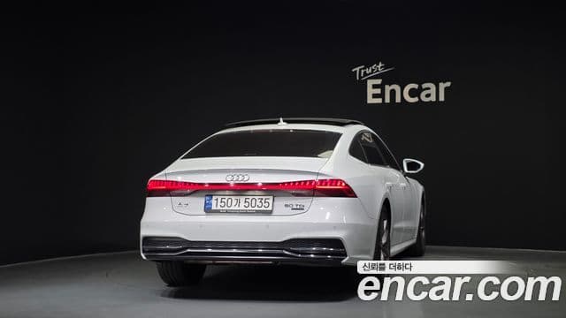Audi A7 2020 — ფოტო 5/20