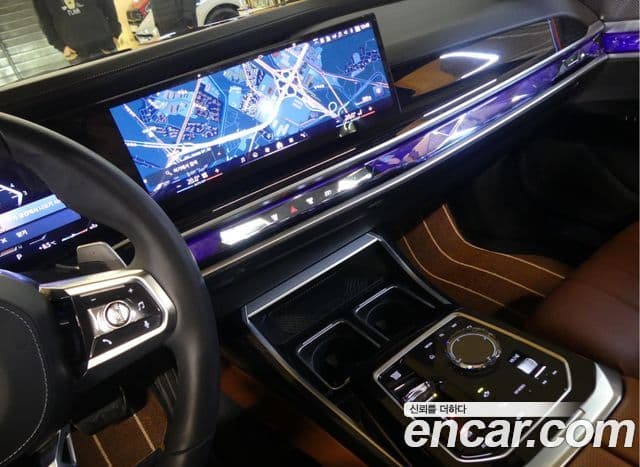 BMW 7 Series 2025 — Photo 16/20