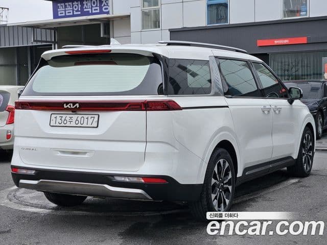 Kia Carnival 2022 — Фото 4/18