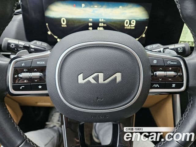 Kia Carnival 2022 — Фото 10/18