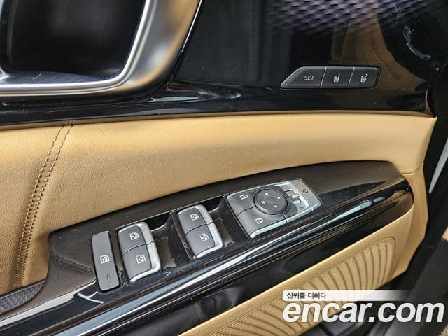Kia Carnival 2022 — Фото 13/18