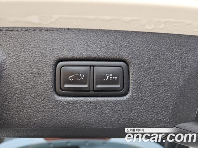 Kia Carnival 2022 — Фото 16/18
