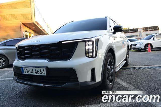 Kia Sorento 2023 — ფოტო 5/20