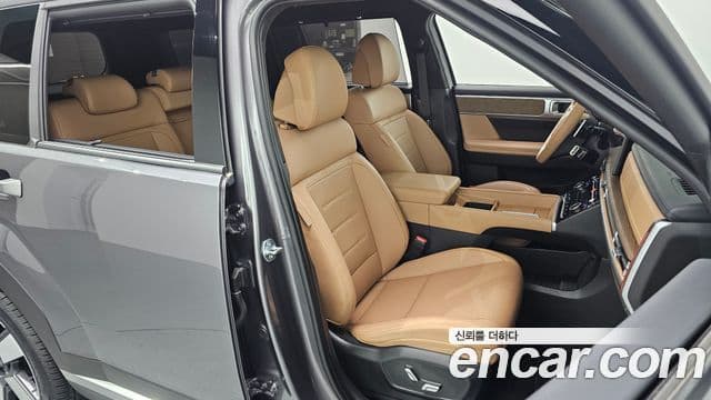 Hyundai Santa Fe 2024 — ფოტო 11/20