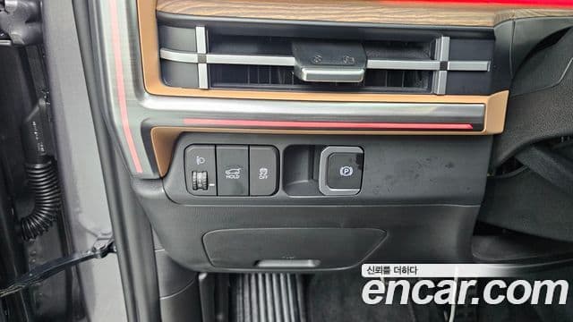 Hyundai Santa Fe 2024 — ფოტო 19/20