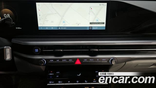 Hyundai Grandeur Hybrid 2022 — Photo 9/20