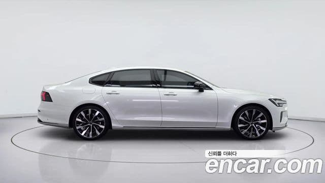 Volvo S90 2025 — Фото 3/20