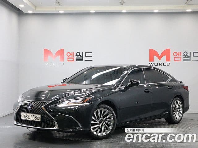 Lexus ES300h 2021 — Фото 20/20