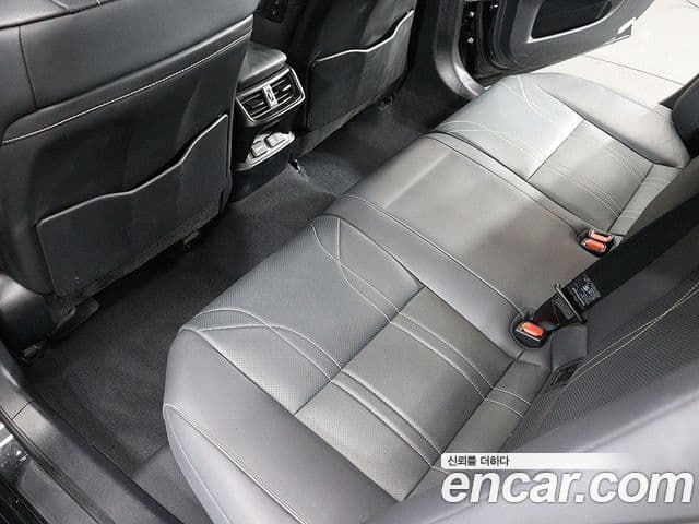 Lexus ES300h 2021 — Şəkil 17/20
