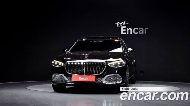 Mercedes-Benz S-Class 2023 — Photo 2/20