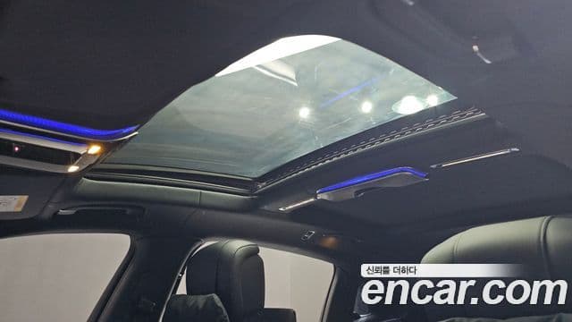 Mercedes-Benz S-Class 2023 — Photo 15/20