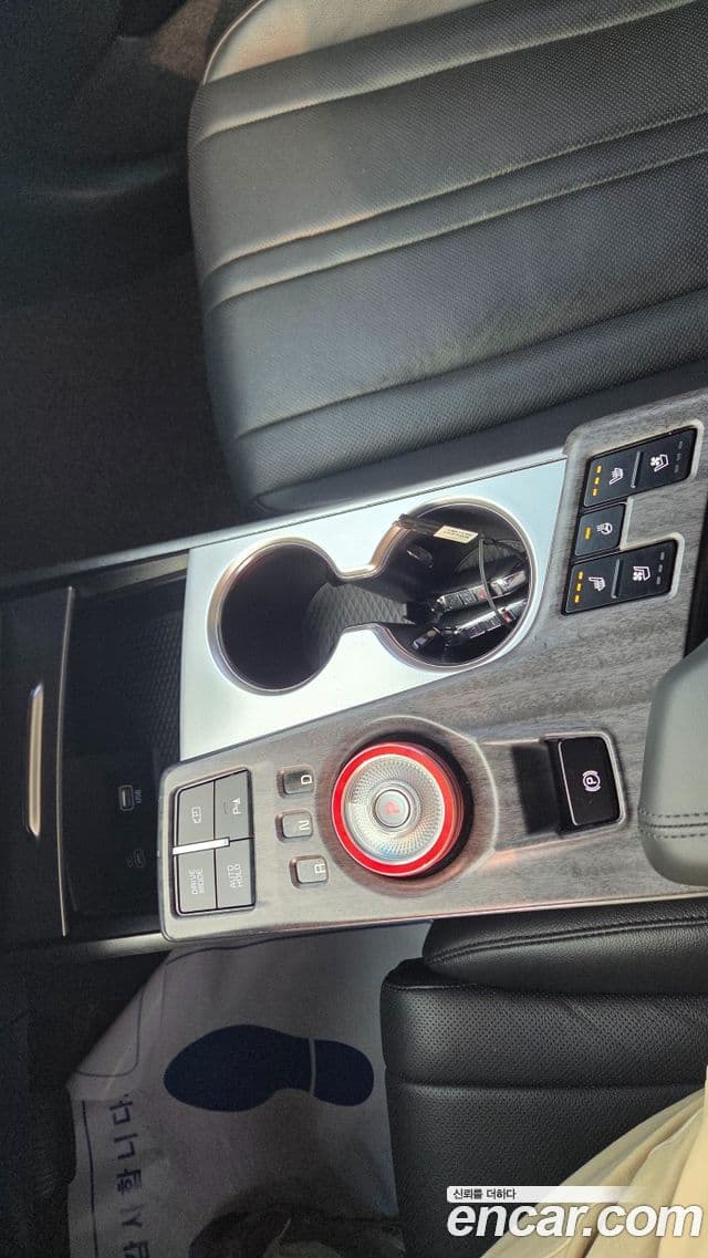Kia K8 2023 — Şəkil 8/20