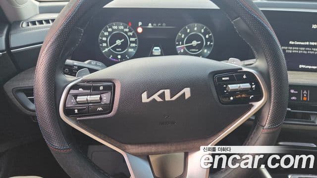Kia K8 2023 — Şəkil 14/20