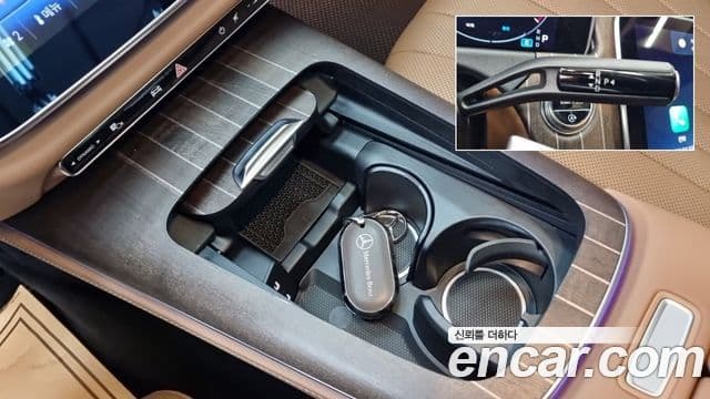 Mercedes-Benz E-Class 2024 — Photo 10/18